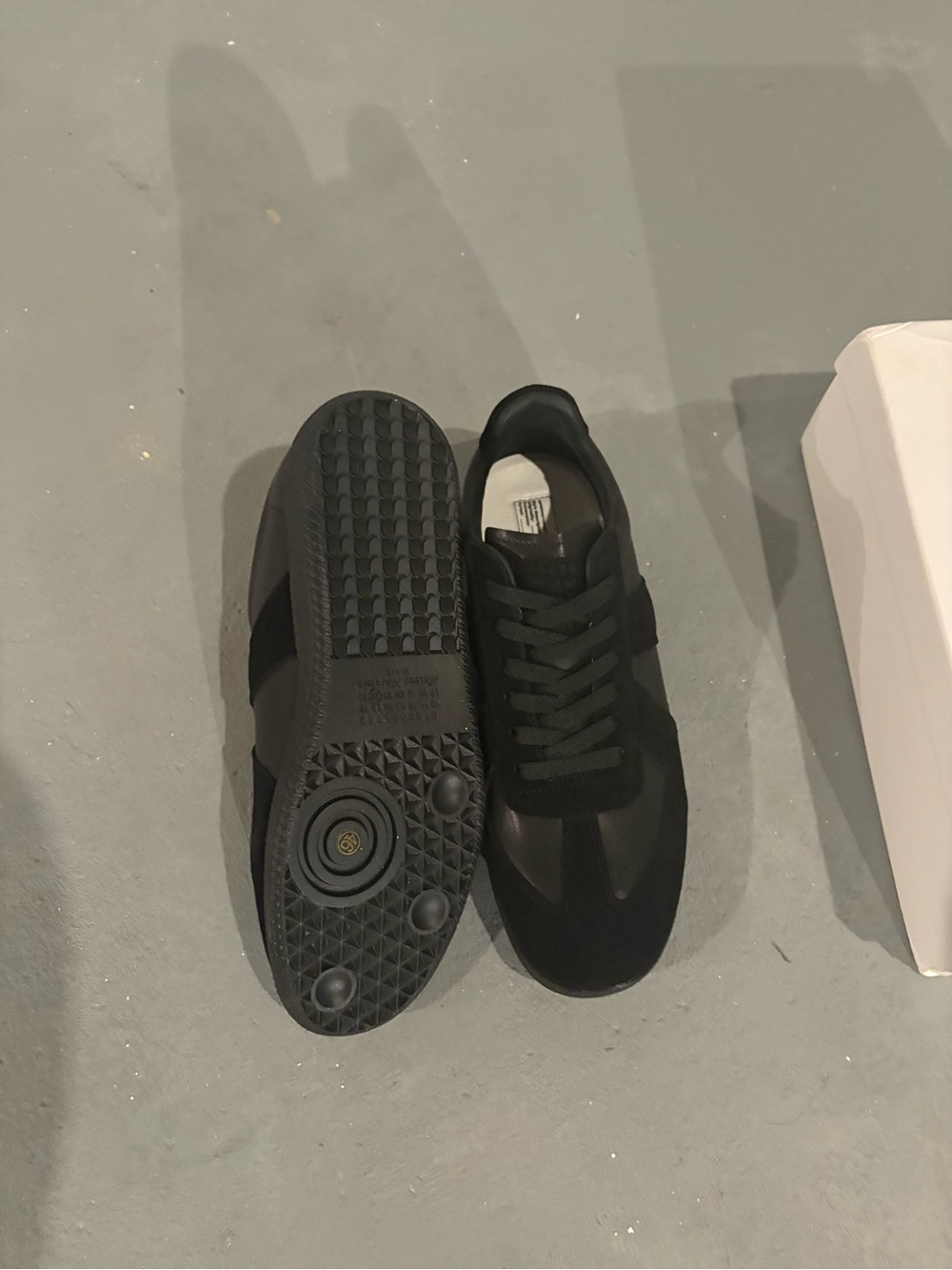 Black Maison Margiela Men’s Size 12 - Picture 2 of 6